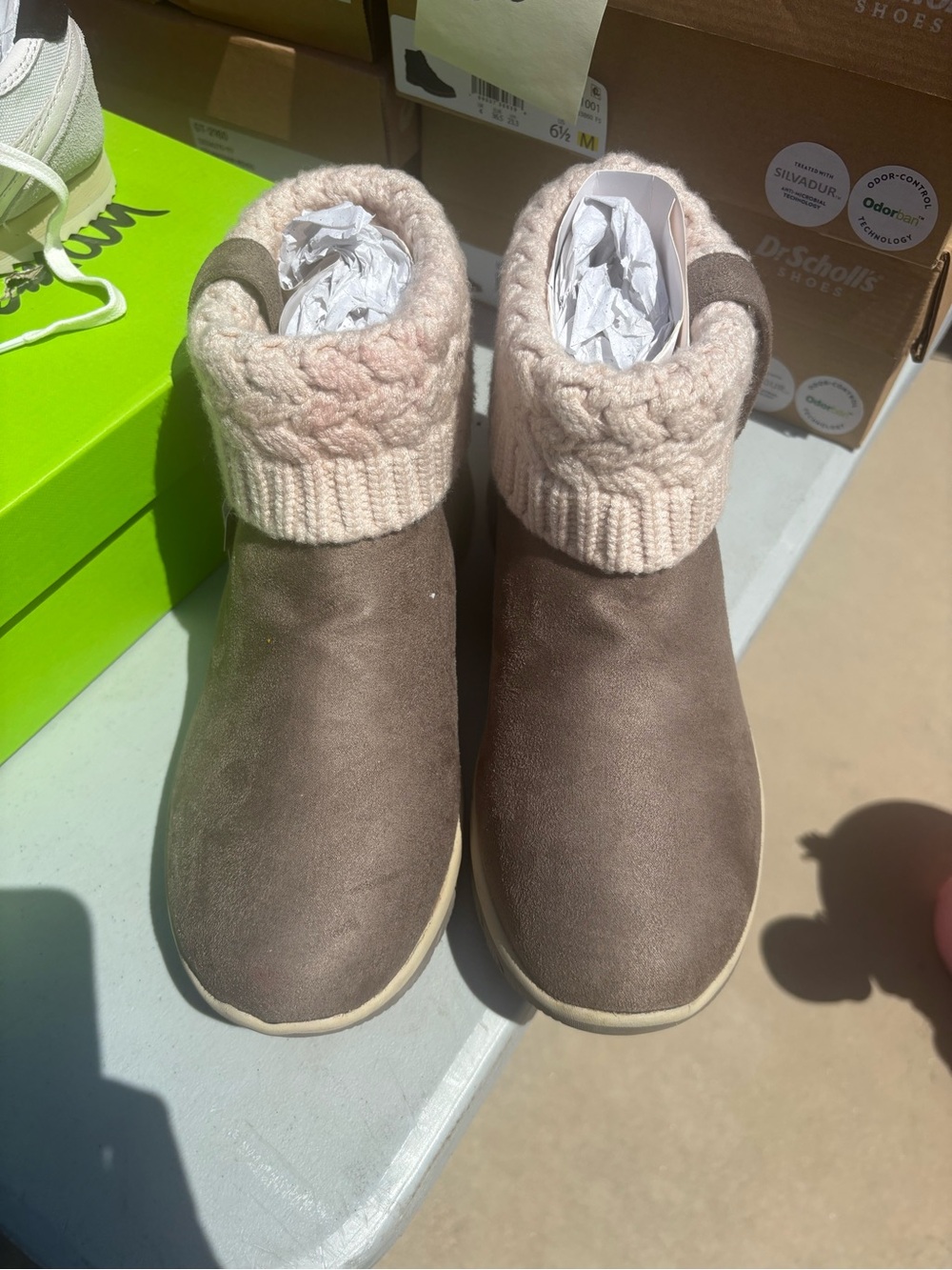 Skechers WOMENS SLIP-INS EASY GOING-COZY WEATHER 2 BOOT
